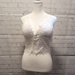 White Lace V Neck Tank Top 🌸